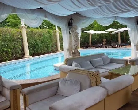 Family Gold Pearl (adults Only) Отель