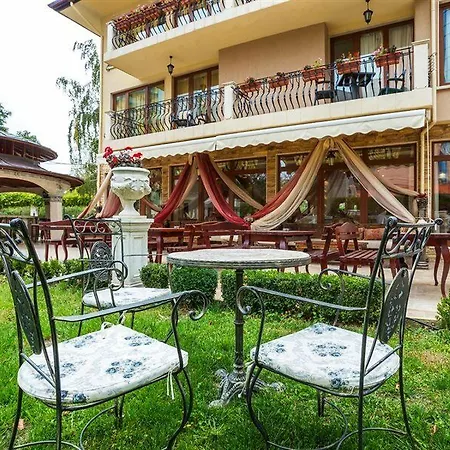 Отель Family Gold Pearl (adults Only) 3*