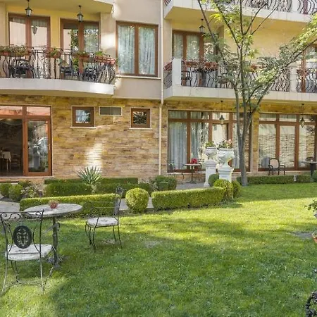 Отель Family Gold Pearl (adults Only) 3*