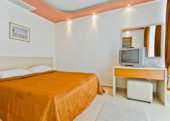 Hotel Family Gold Pearl (adults Only) 3*